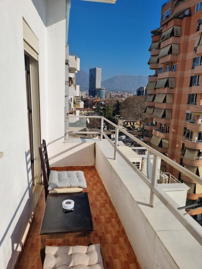 Sky Apartament. Bllok District 地拉那 外观 照片